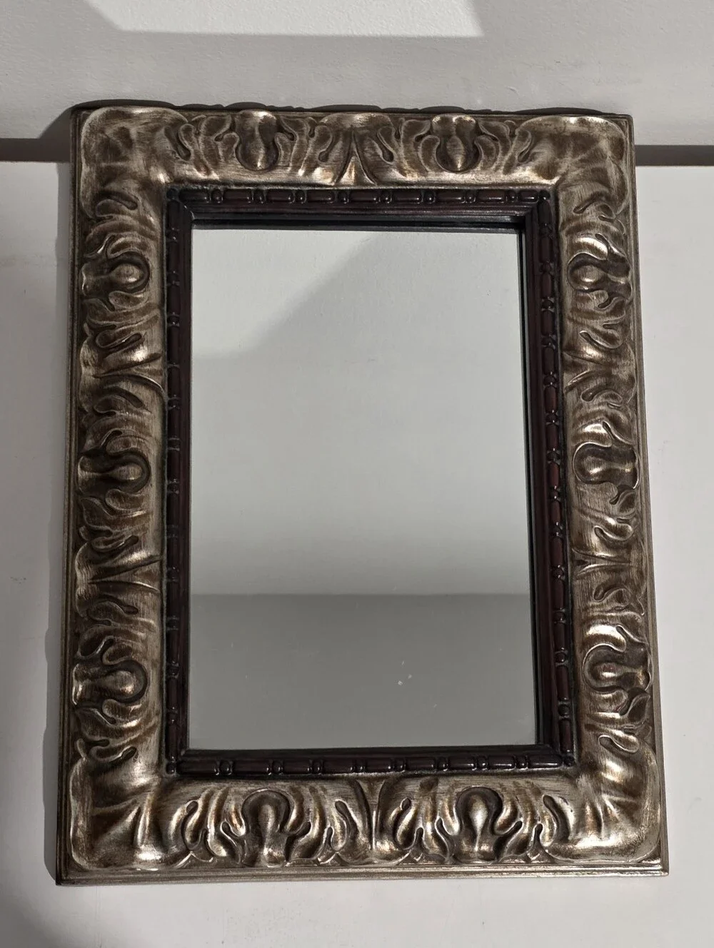 Vintage 1998 Bombay Company Mirror Ornate Burnished Silver Accent Frame Gold 16
